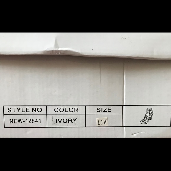 SALE! I’m accepting the best offers!!! - Picture 7 of 8